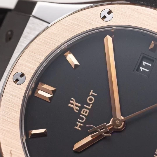 Hublot Classic Fusion Titanium Mix Gold 42mm Ref. 542.NO.1181.LR (Fullbox 2021)
