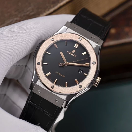 Hublot Classic Fusion 42mm 542.NO.1181.LR
