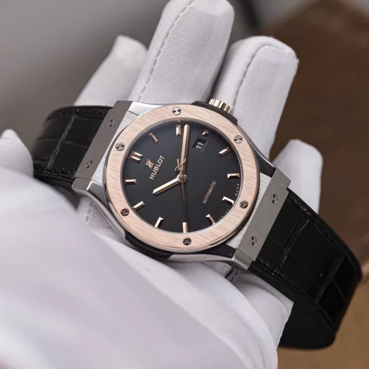 Hublot Classic Fusion 42mm 542.NO.1181.LR