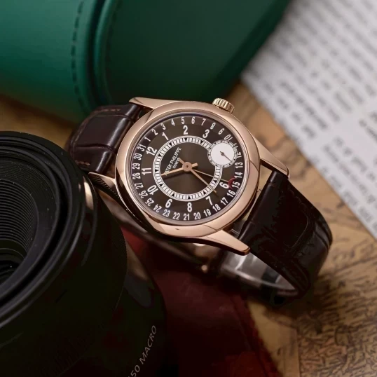 Patek Philippe Calatrava 37mm 6000R-001 date 2014