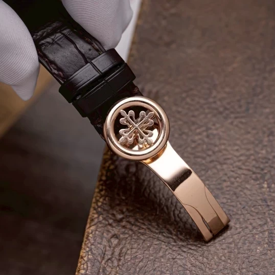 Patek Philippe Calatrava 37mm 6000R-001 date 2014