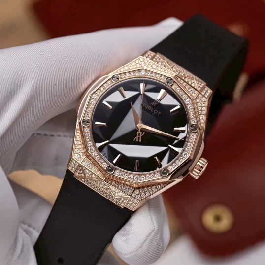 Hublot Classic Fusion Orlinski King Gold Pavé 40mm Ref. 550.OS.1800.RX.1604.ORL19