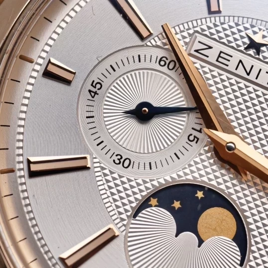 Zenith Captain Moonphase 40mm Rose Gold Ref. 18.2140.691/02.M2140