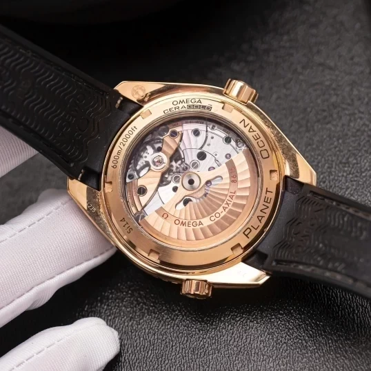 Omega Seamaster Planet Ocean 600M Co-Axial GMT 44mm 18K Sedna™ Gold Black Dial