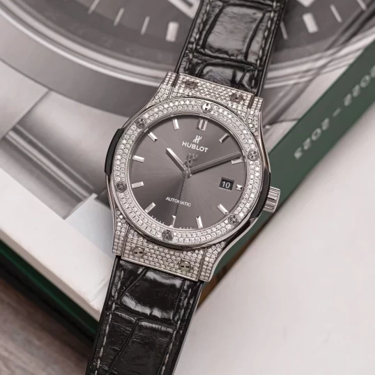 Hublot Classic Fusion 42mm Grey Dial Titanium – Ref. 542.NX.7071.LR Custom Diamond Bezel