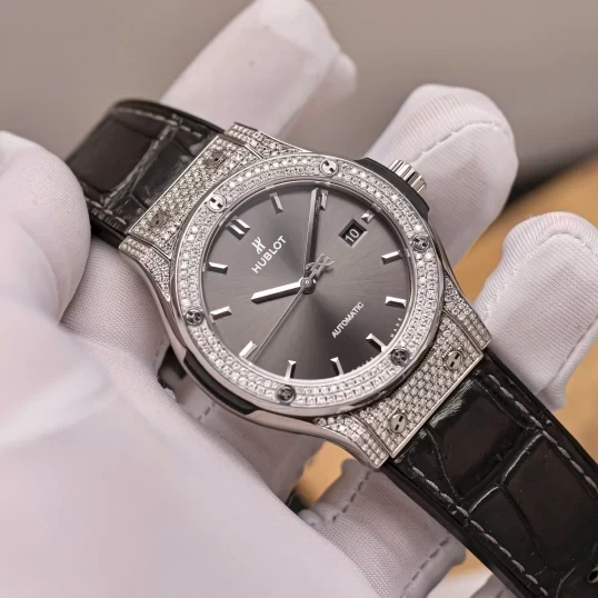 Hublot Classic Fusion 42mm Grey Dial Titanium – Ref. 542.NX.7071.LR Custom Diamond Bezel