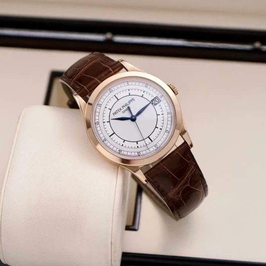 Patek Philippe Calatrava 5296R-001 Rose Gold – Sector Dial