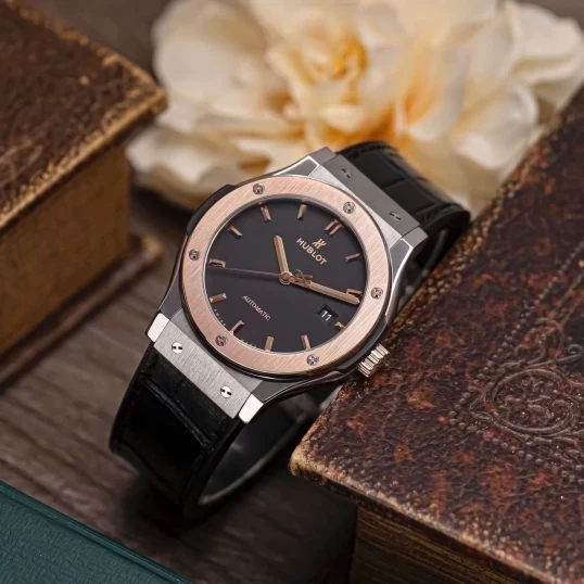 Hublot Classic Fusion Titanium Mix Gold 42mm Ref. 542.NO.1181.LR (Fullbox 2019)