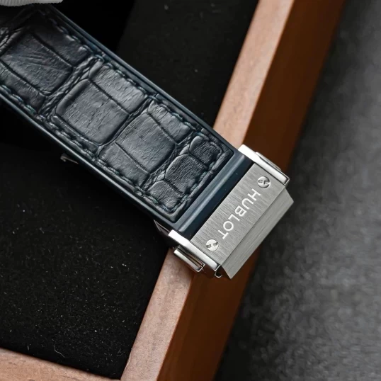 Hublot Classic Fusion Titanium 42mm Ref. 542.NX.7170.LR – Blue Dial