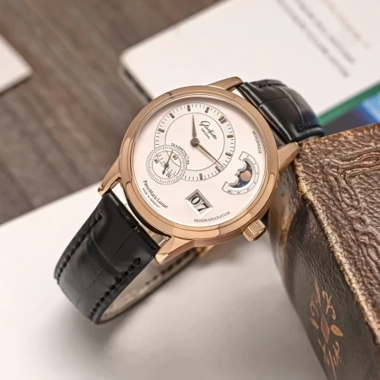 Glashutte Original PanoMatic Lunar Mondphase 90-02-01-01-04