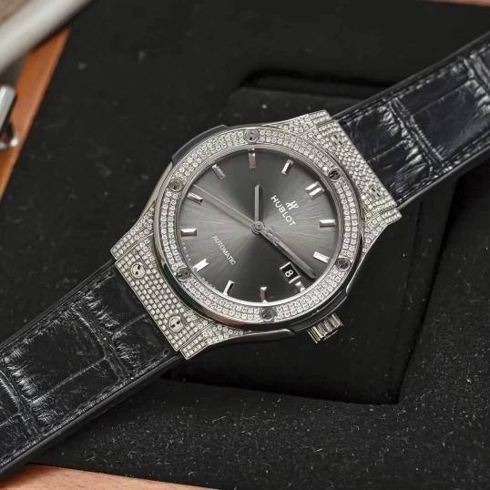 Hublot Classic Fusion Titanium 42mm Ref. 542.NX.7071.LR Custom Full Pave Diamonds