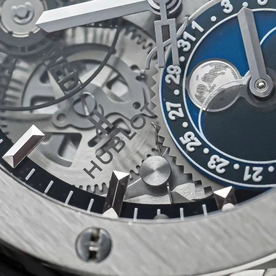 Hublot Classic Fusion Aerofusion Moonphase Titanium 45mm Ref. 517.NX.0170.LR