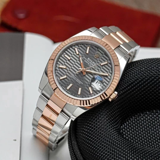 Rolex Oyster Perpetual Datejust 41mm Ref. 126301 Mặt số hoạ tiết gạch ( Brick Pattern Dial )