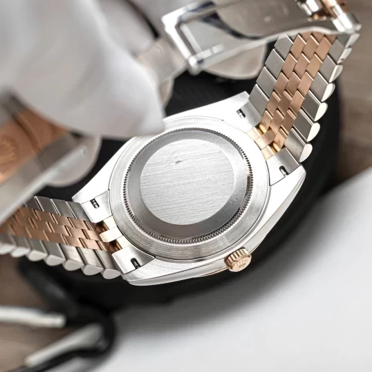 Rolex Oyster Perpetual Datejust 41mm 126331 MOP Dial ( Khảm trai trắng)