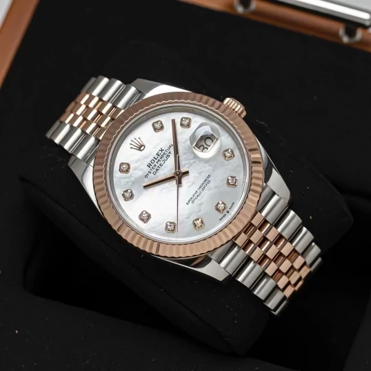 Rolex Oyster Perpetual Datejust 41mm 126331 MOP Dial ( Khảm trai trắng)