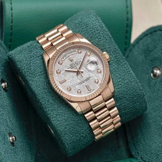 Rolex Oyster Perpetual Day-Date 36mm Mặt số thiên thạch - Ref 118235