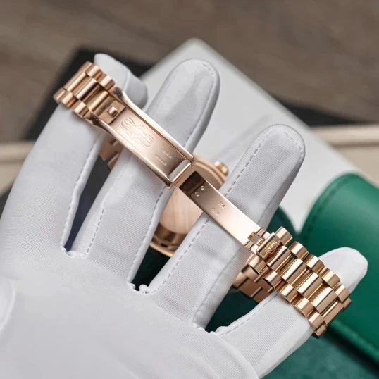 Rolex Oyster Perpetual Day-Date 36mm Mặt số thiên thạch - Ref 118235