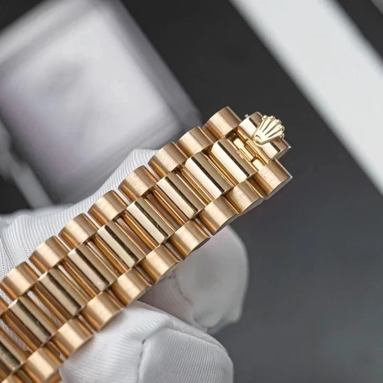 Rolex Day-Date 36mm Ref. 118238 - Mặt số khảm trai tím