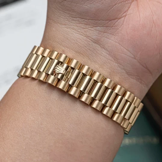 Rolex Day-Date 36mm Ref. 118238 - Mặt số khảm trai tím