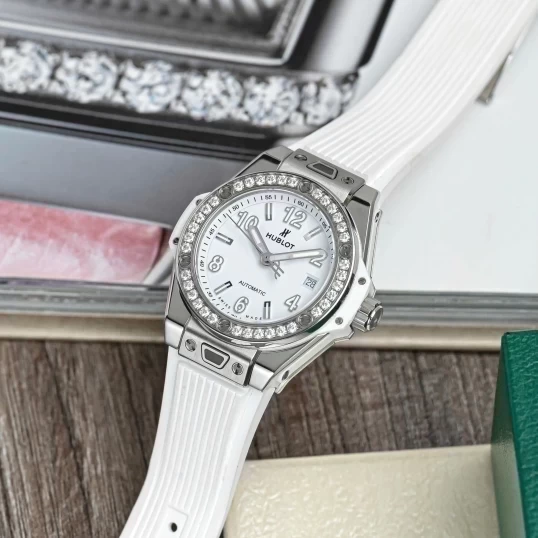 Hublot Big Bang One Click Steel White Diamonds 33mm Ref. 485.SE.2010.RW.1204