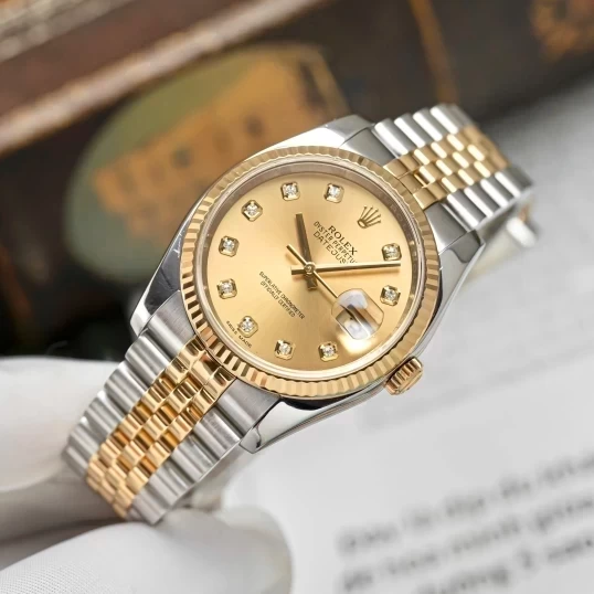 Rolex Oyster Perpetual Datejust 36mm Ref. 116233 Champagne Diamond Dial