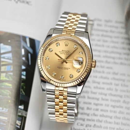 Rolex Oyster Perpetual Datejust 36mm Champagne Diamond Dial - Ref. 116233