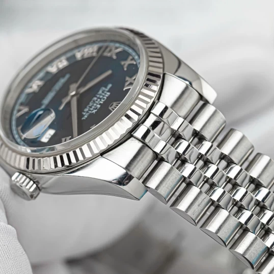 Rolex Oyster Perpetual Datejust 36mm Blue Roman Dial – Ref. 116234