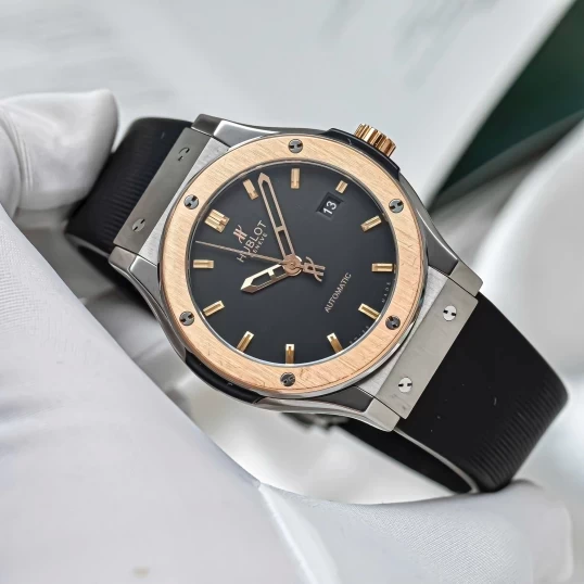 Hublot Classic Fusion Titanium Mix Gold 42mm – Ref. 542.NO.1180.RX