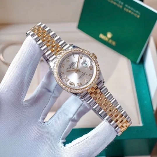 Rolex Oyster Perpetual Datejust 36 Ref. 126233 – Mặt số màu bạc