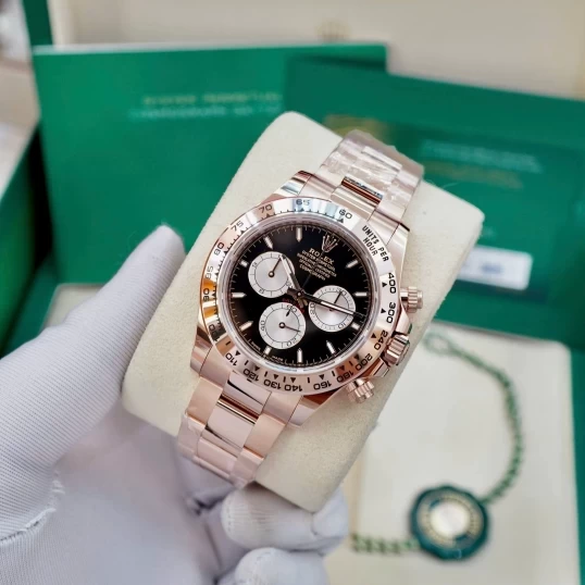 Rolex Oyster Perpetual Cosmograph Daytona 40mm Ref. 126505-0001– Everose Gold