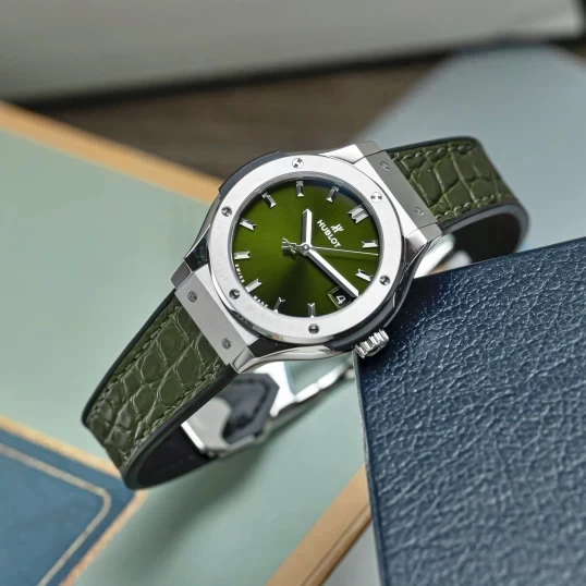 Hublot Classic Fusion 33mm – Green Dial – Ref. 581.NX.8970.LR