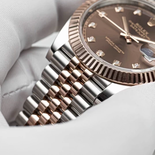 Rolex Oyster Perpetual Datejust 41 Ref. 126331 - Chocolate Diamond Dial