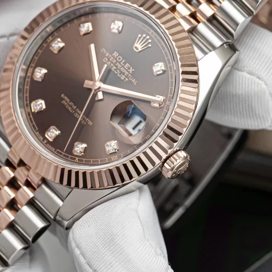 Rolex Oyster Perpetual Datejust 41 Ref. 126331 - Chocolate Diamond Dial