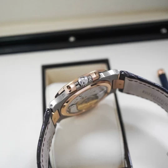 Patek Philippe Nautilus Moonphase Power Reserve 40mm Ref. 5712GR-001