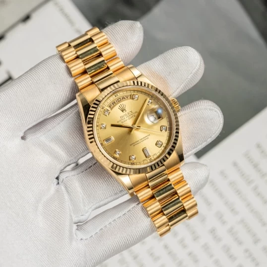 Rolex Oyster Perpetual Day-Date 36mm Champagne Dial Diamond - Ref. 118238