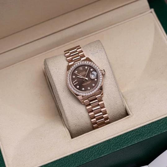 Rolex Oyster Perpetual Lady-Datejust Chocolate Dial Diamond Bezel 28mm – Ref. 279135RBR