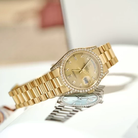 Rolex Oyster Perpetual Day-Date 36mm Ref.118338 – Champagne Dial Diamond