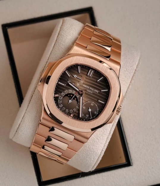Patek Philippe Nautilus 40mm Ref. 5712/1R-001 – Brown Gradient Dial