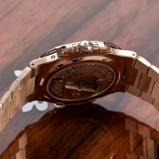 Patek Philippe Nautilus 40mm Ref. 5712/1R-001 – Brown Gradient Dial