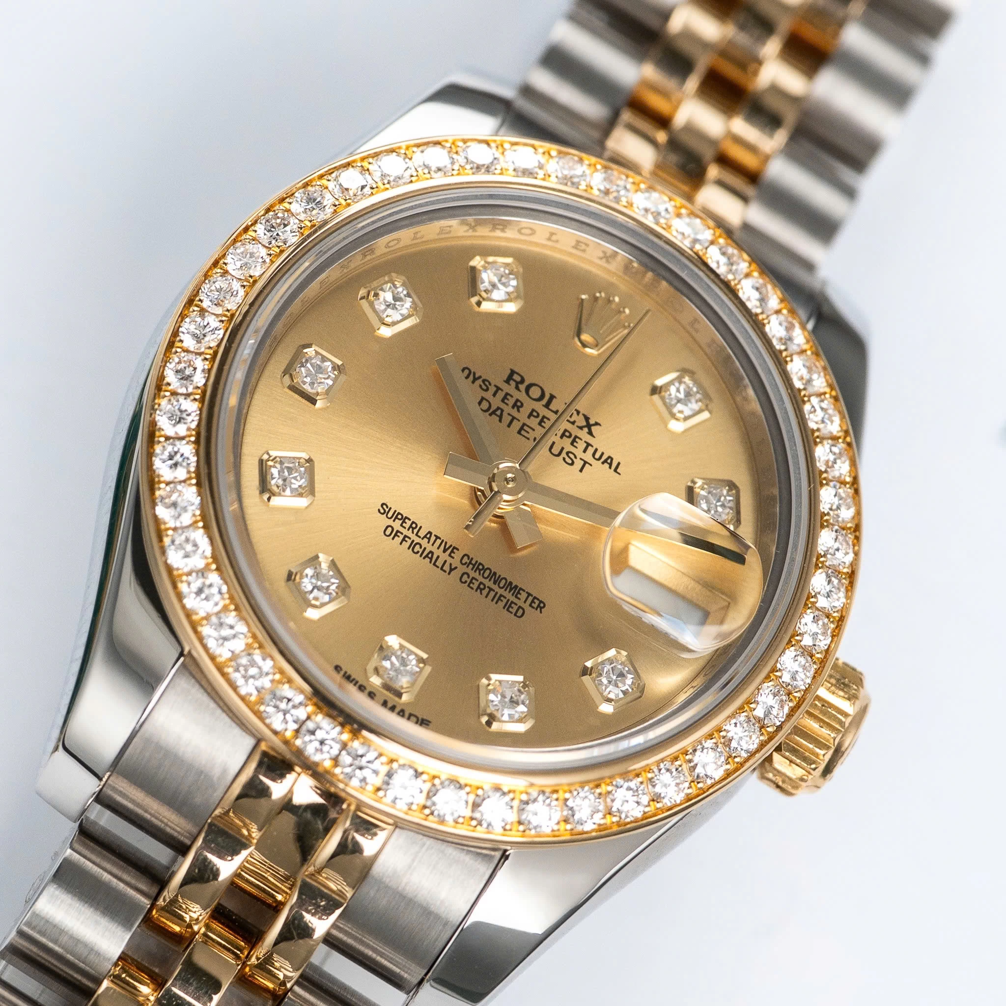 Rolex Oyster Perpetual Lady-Datejust 26mm Ref. 179383– Champagne Dial Diamond Bezel