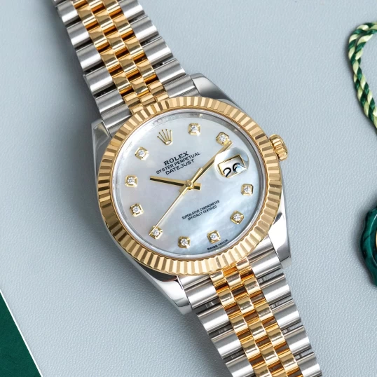 Rolex Oyster Perpetual Datejust 36 Ref. 126333 – MOP Dial Diamond