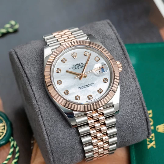 Rolex Oyster Perpetual Datejust Ref. 126331 White MOP Dial - 41mm