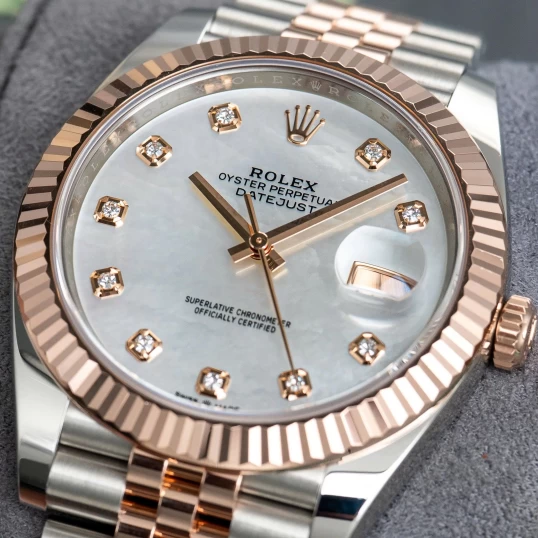 Rolex Oyster Perpetual Datejust Ref. 126331 White MOP Dial - 41mm