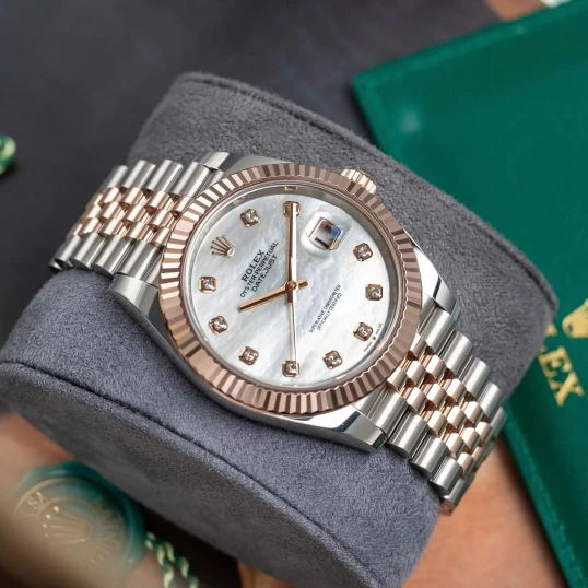 Rolex Oyster Perpetual Datejust Ref. 126331 White MOP Dial - 41mm