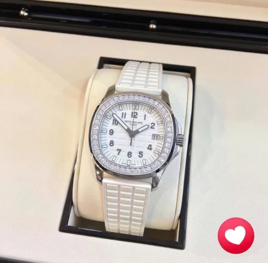 Patek Philippe Aquanaut Luce 35.6mm Ref. 5067A-024 – White Dial Diamond Bezel