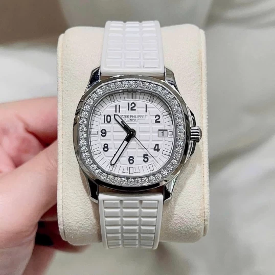 Patek Philippe Aquanaut Luce 35.6mm Ref. 5067A-024 – White Dial Diamond Bezel