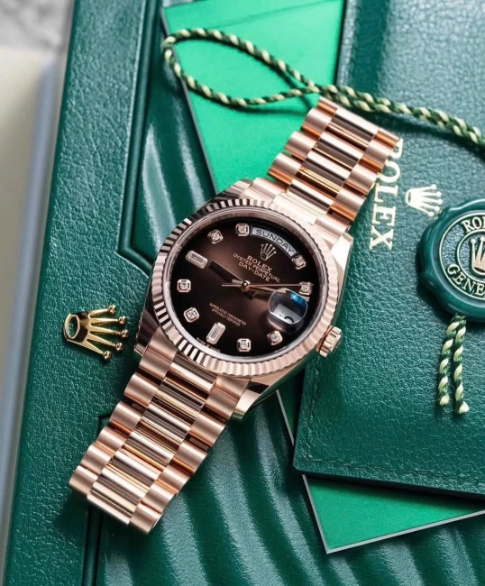Rolex Oyster Perpetual Day-Date 36mm Ref. 128235 – Chocolate Ombre Diamond Dial