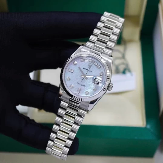 Rolex Oyster Perpetual Day-Date 36mm Ref. 118239-0277 – Oxford MOP Diamond Dial