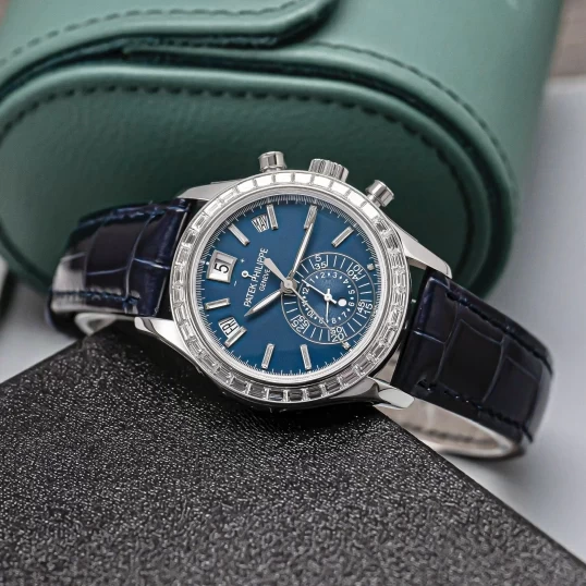 Patek Philippe Complications Chronograph Annual Calendar 40.5mm – Ref. 5961P-001 – Blue Opaline Dial