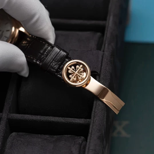 Patek Philippe Complications 39mm – Ref. 5146R-001 – White Dial